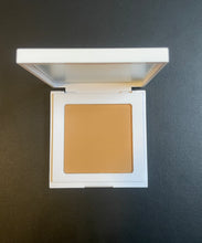 Load image into Gallery viewer, HD matte pressed powder Coca Cabana
